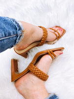 CARMEN Square Toe Heel