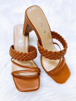 CARMEN Square Toe Heel